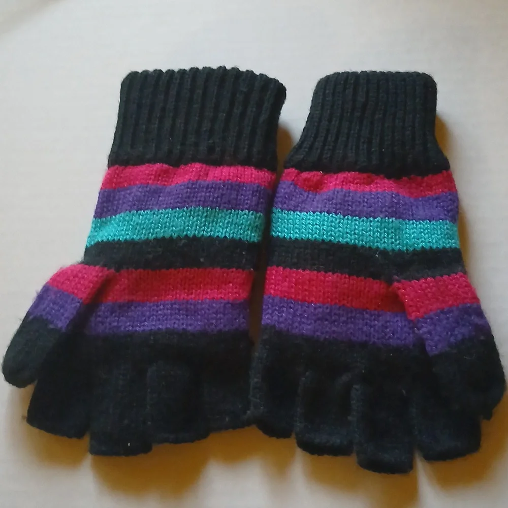 Nike Kids Girls Black and Multicolor Convertible Gloves GUC